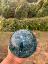 Load image into Gallery viewer, Brazilian 2.125kg Apatite Sphere